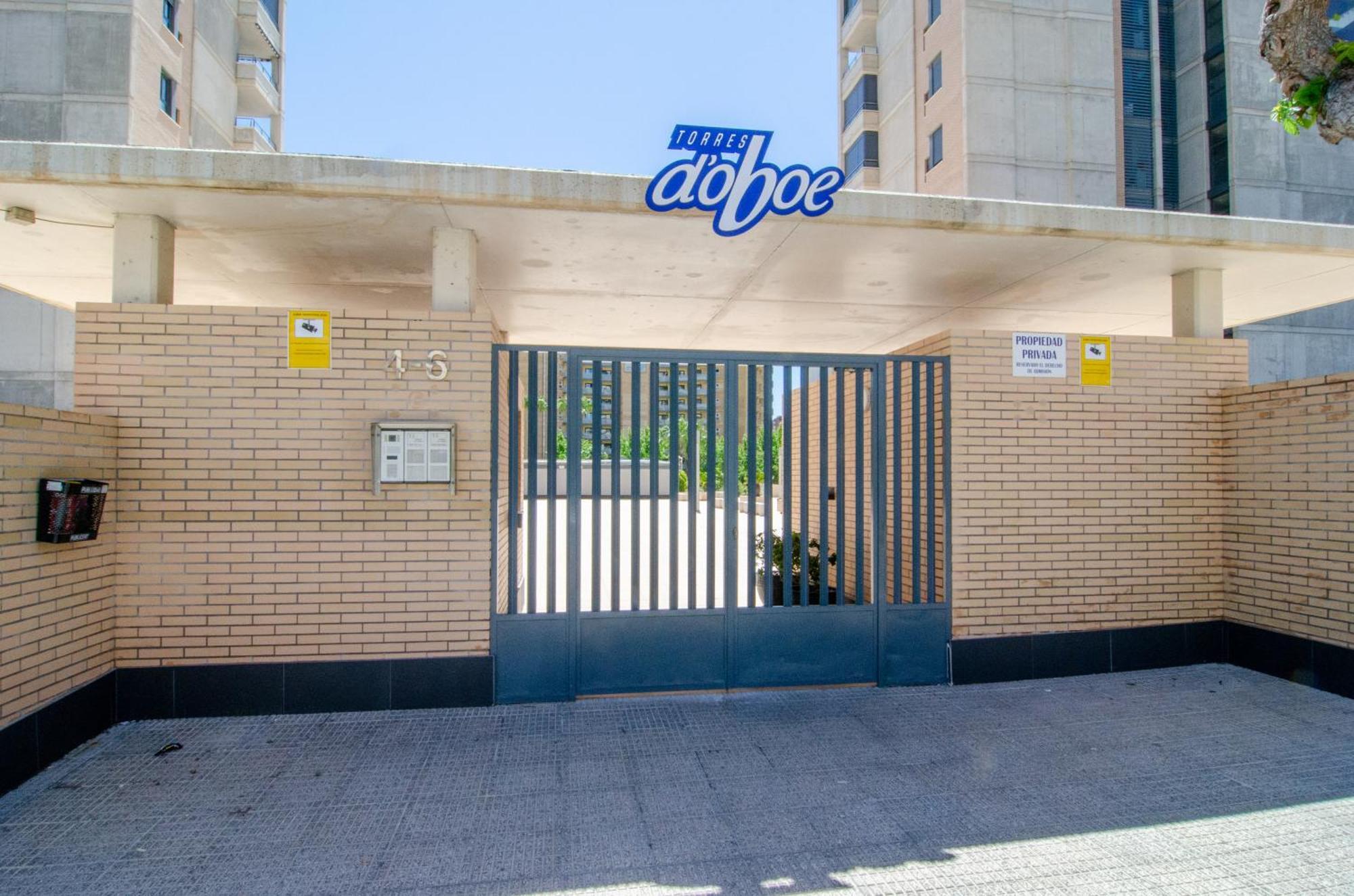 Torre D'Oboe Apartments Бенидорм Экстерьер фото