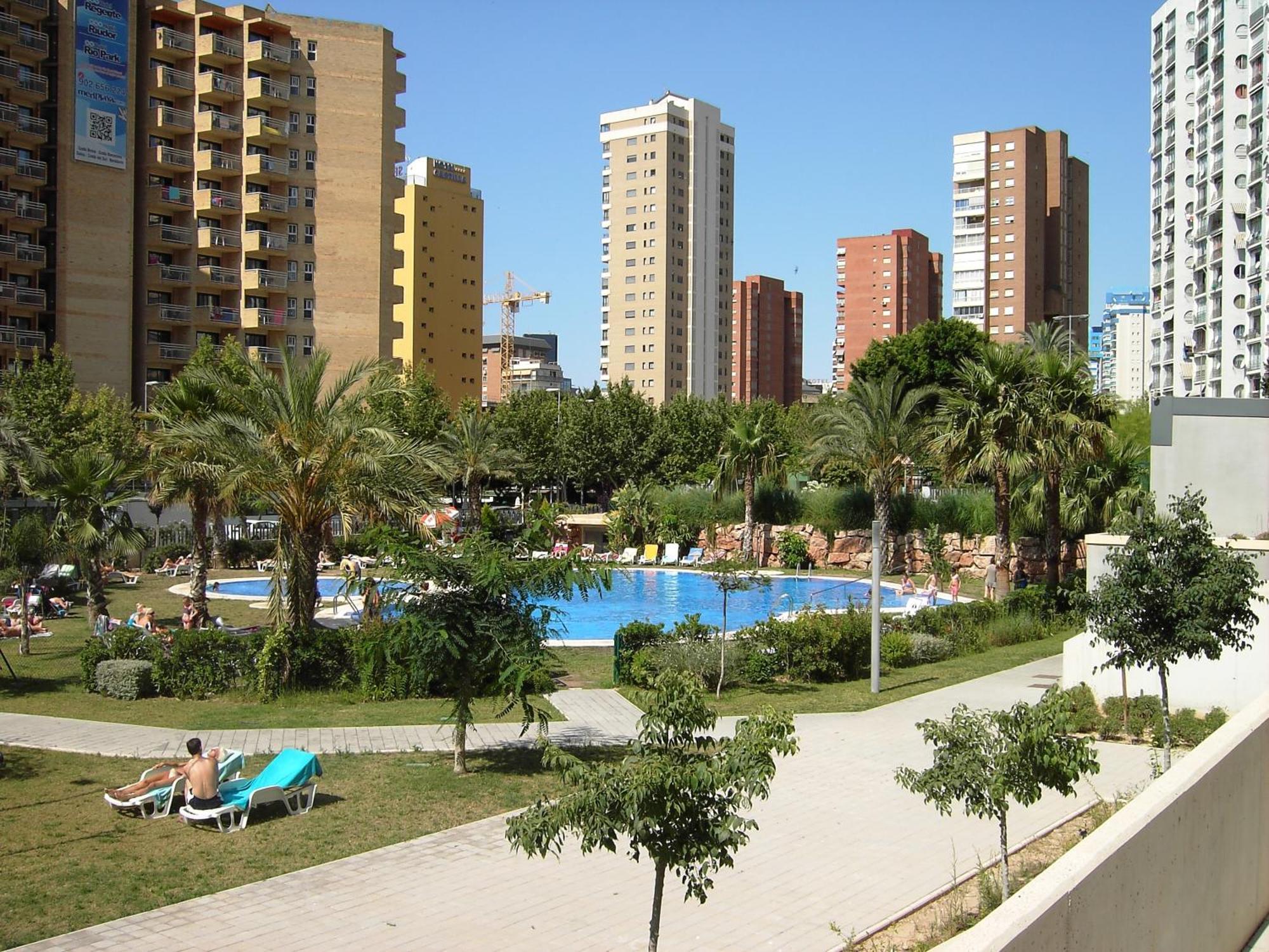 Torre D'Oboe Apartments Бенидорм Экстерьер фото