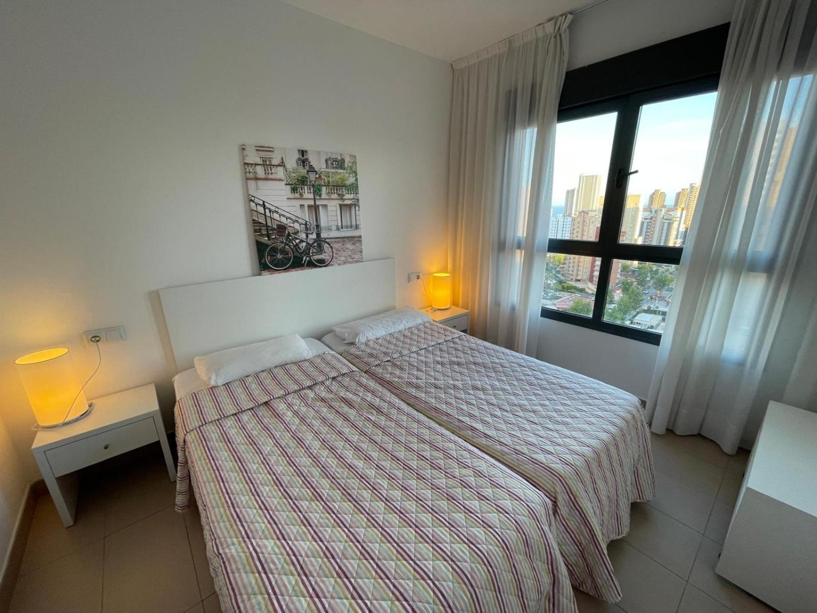 Torre D'Oboe Apartments Бенидорм Экстерьер фото